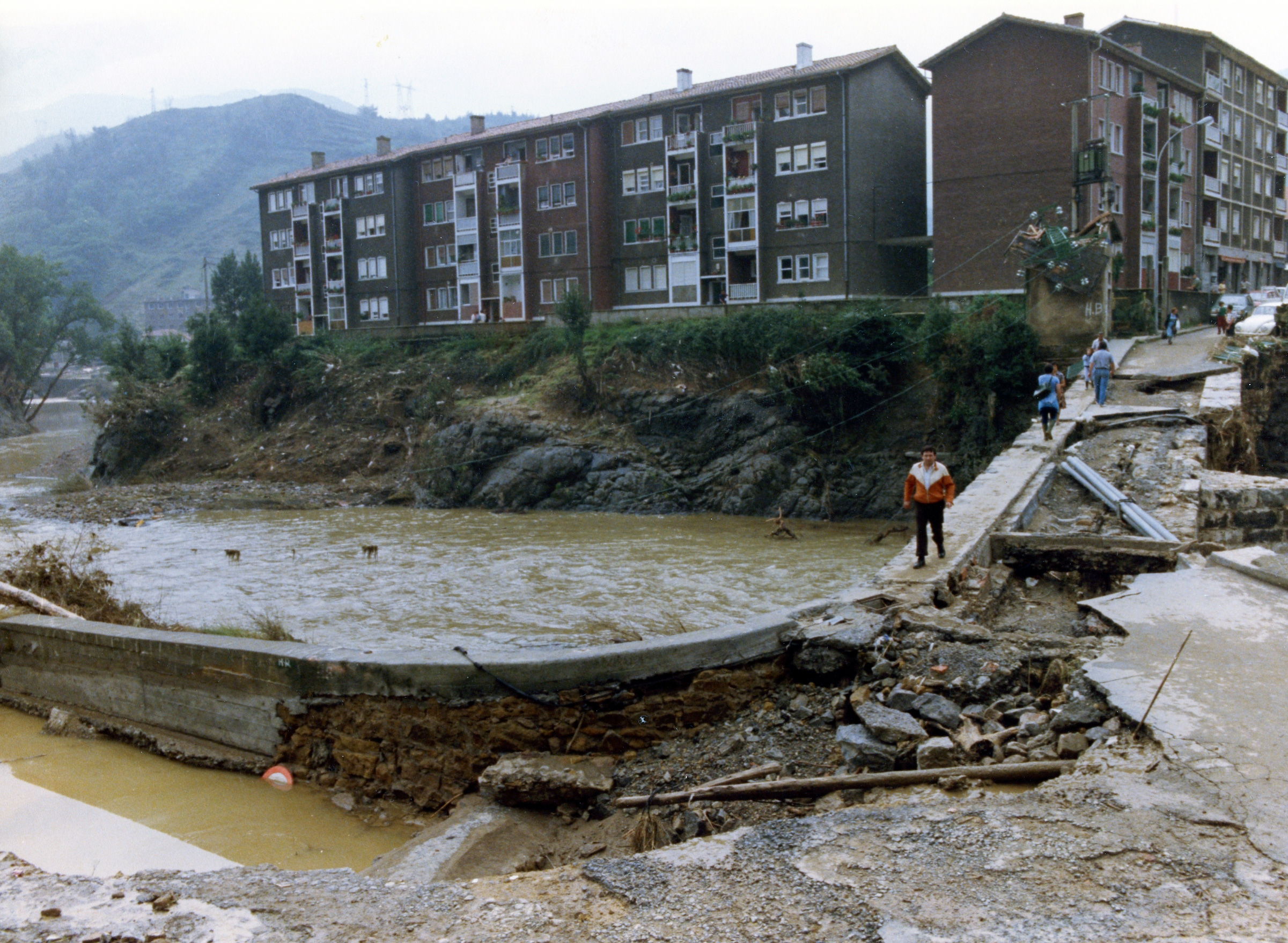 Riada de Alonsotegi en 1983